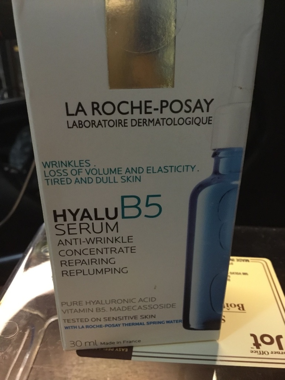 HyaluB5 serum